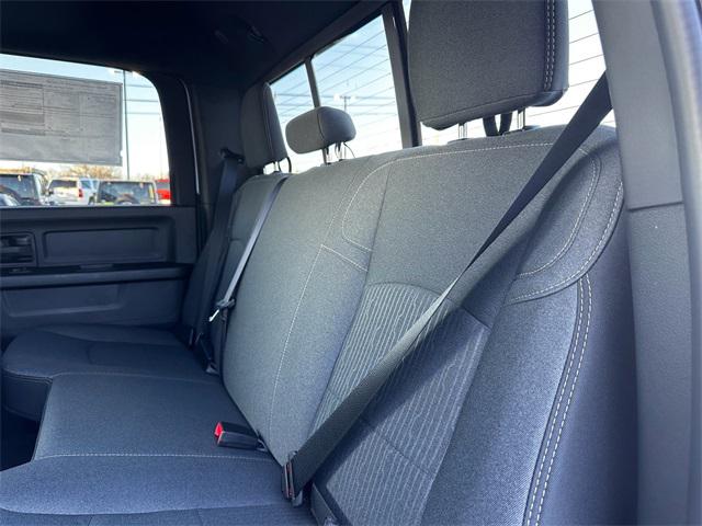 2024 Ram 3500 Tradesman Crew Cab 4x4 8 Box