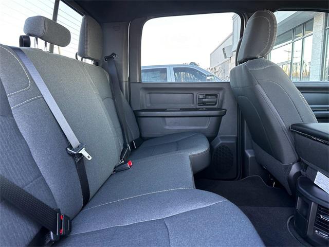 2024 Ram 3500 Tradesman Crew Cab 4x4 8 Box
