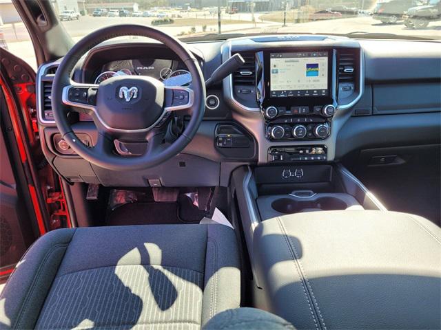 2024 Ram 2500 Big Horn Crew Cab 4x4 6'4" Box