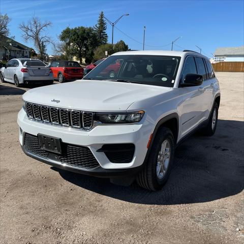 2023 Jeep Grand Cherokee Laredo 4x4