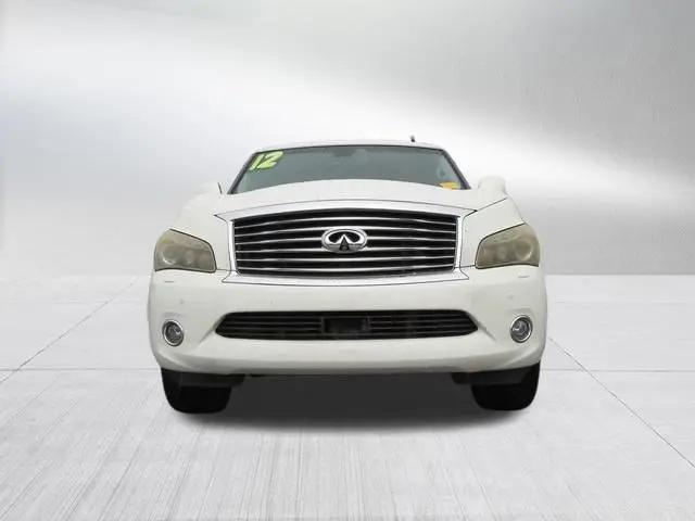 2012 INFINITI QX56 8-passenger