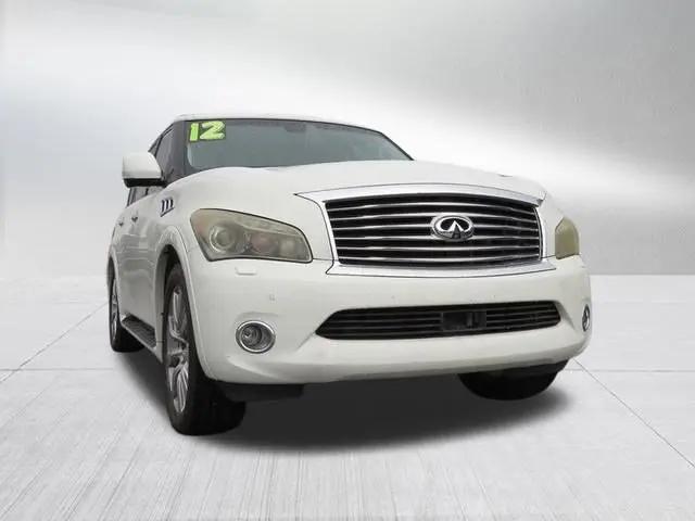 2012 INFINITI QX56 8-passenger