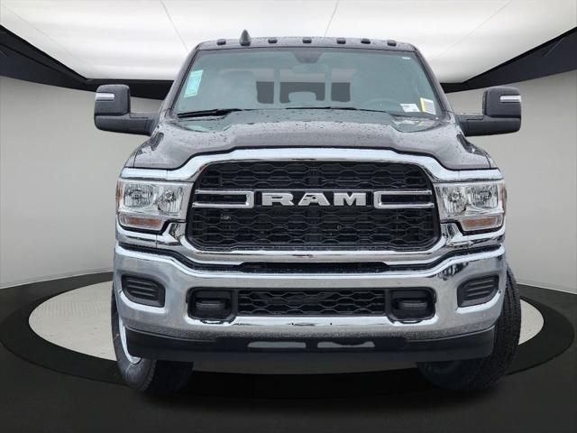 2024 RAM Ram 2500 RAM 2500 TRADESMAN CREW CAB 4X4 8 BOX