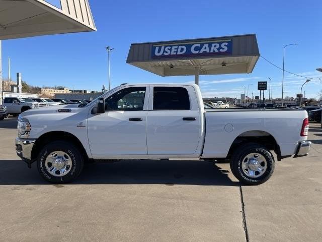 2024 RAM Ram 2500 RAM 2500 TRADESMAN CREW CAB 4X4 64 BOX 2024 RAM Ram 2500 RAM 2500 TRADESMAN CREW CAB 4X4 64 BOX