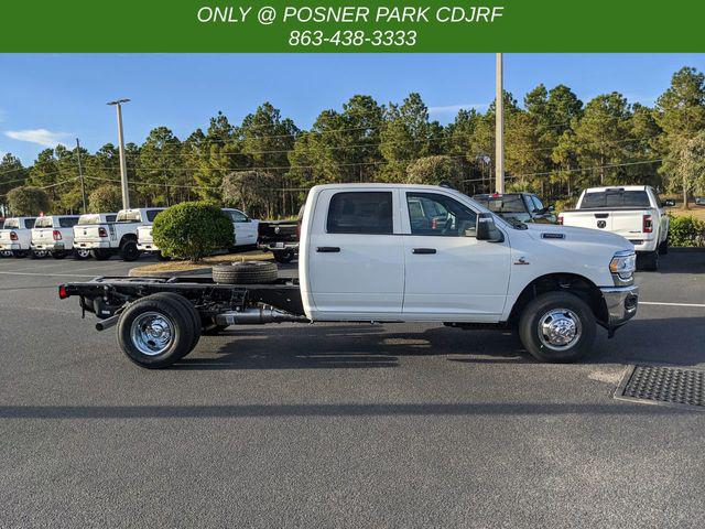 2024 RAM Ram 3500 Chassis Cab RAM 3500 TRADESMAN CREW CAB CHASSIS 4X4 60 CA