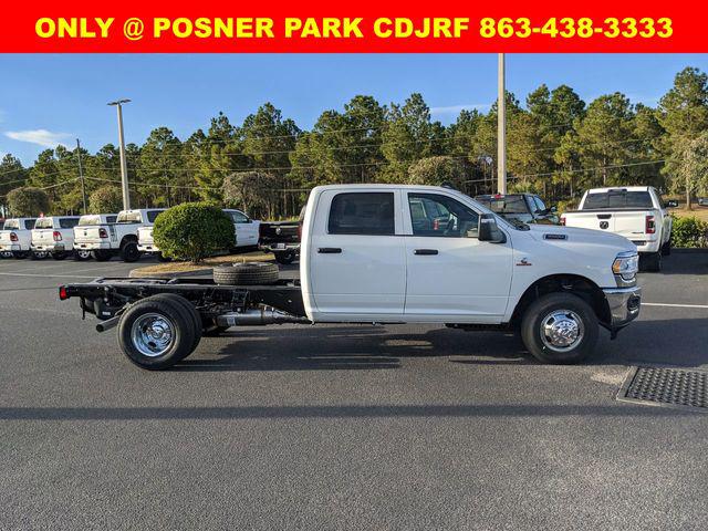 2024 RAM Ram 3500 Chassis Cab RAM 3500 TRADESMAN CREW CAB CHASSIS 4X4 60 CA