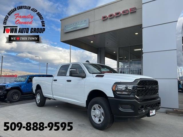 2024 RAM Ram 3500 RAM 3500 TRADESMAN CREW CAB 4X4 8 BOX