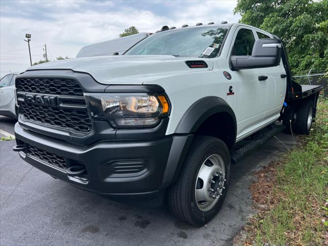 2024 RAM Ram 5500 Chassis Cab RAM 5500 TRADESMAN CHASSIS CREW CAB 4X4 60 CA