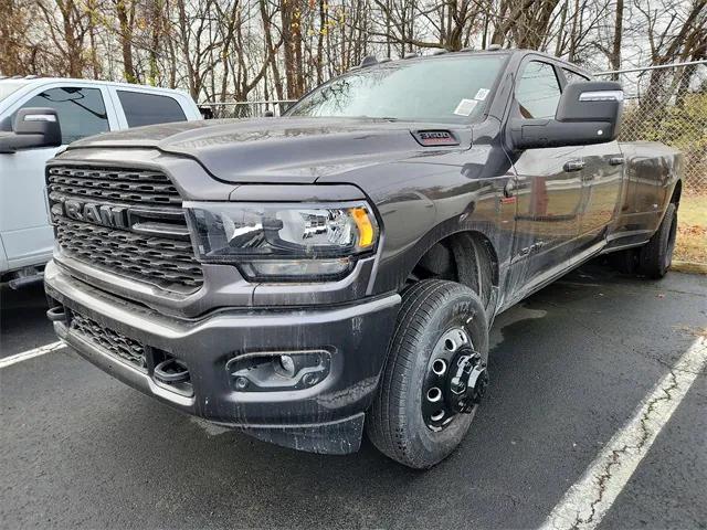 2024 RAM Ram 3500 RAM 3500 BIG HORN CREW CAB 4X4 8 BOX