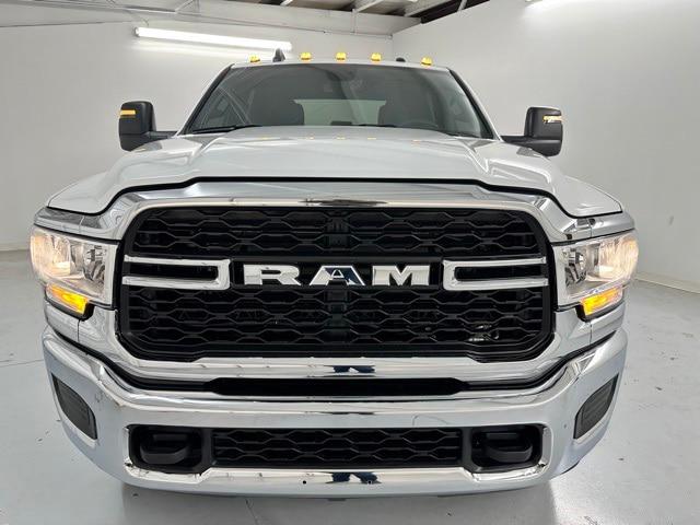 2024 RAM Ram 3500 RAM 3500 TRADESMAN CREW CAB 4X4 64 BOX