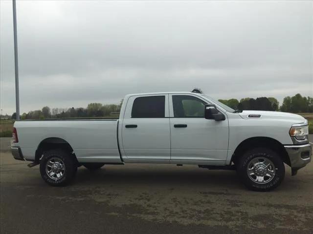 2024 RAM Ram 2500 RAM 2500 TRADESMAN CREW CAB 4X4 8 BOX