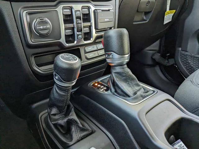 2023 Jeep Gladiator Sport S