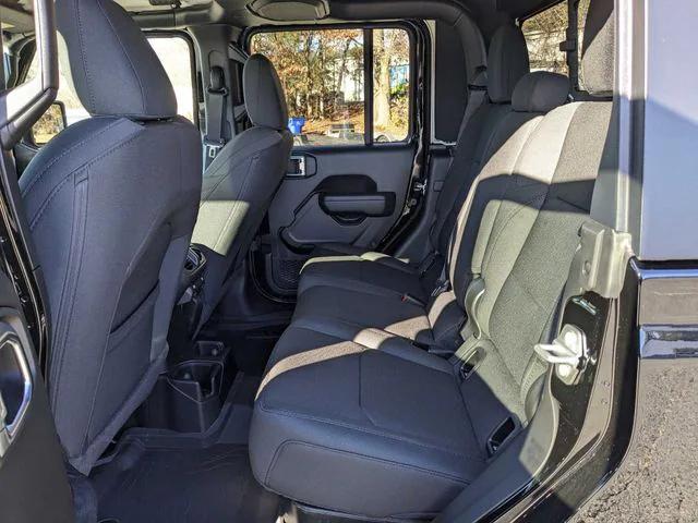2023 Jeep Gladiator Sport S