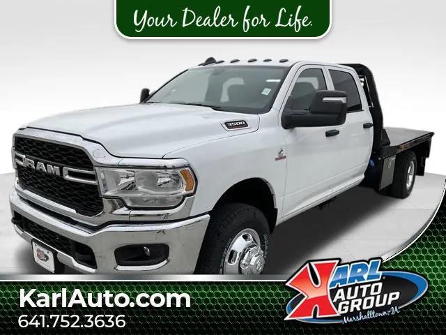 2024 RAM Ram 3500 Chassis Cab RAM 3500 TRADESMAN CREW CAB CHASSIS 4X4 60 CA