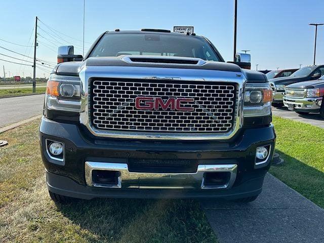 2017 GMC Sierra 2500HD Denali 2017 GMC Sierra 2500HD Denali
