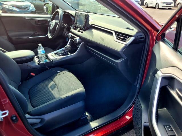 2021 Toyota RAV4 LE