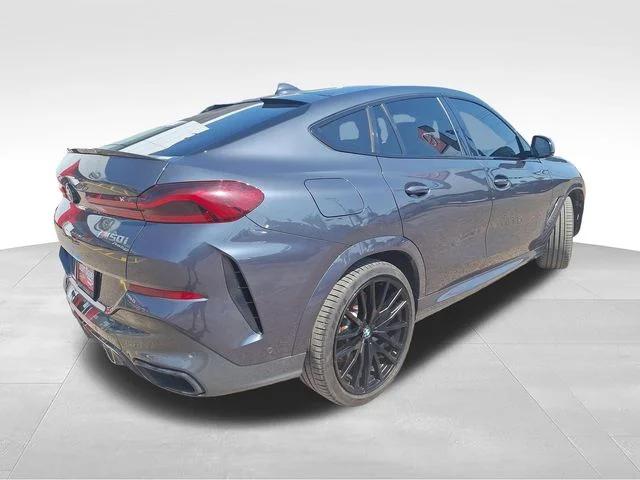 2022 BMW X6 M50i