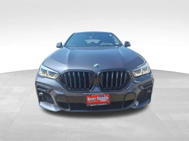 2022 BMW X6 M50i