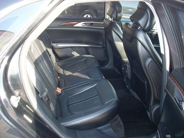 2016 Lincoln MKZ Base