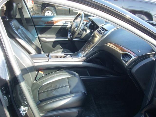 2016 Lincoln MKZ Base
