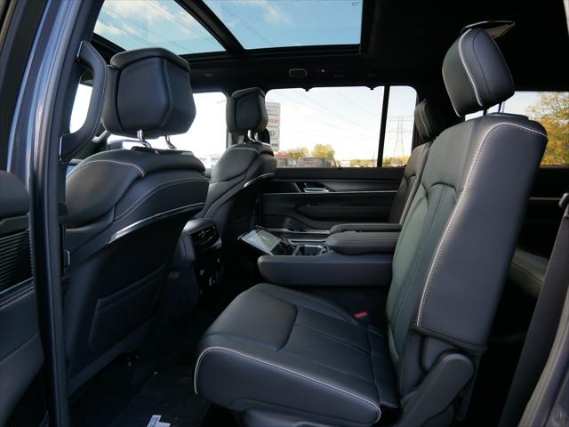 2023 Jeep Grand Wagoneer Obsidian 4x4