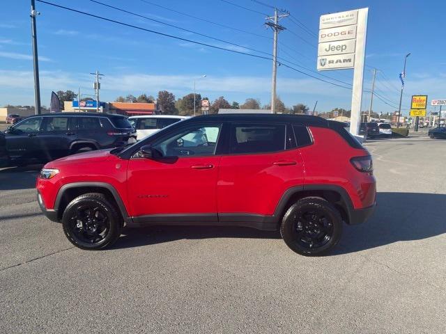 2024 Jeep Compass COMPASS TRAILHAWK 4X4