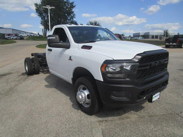 2023 RAM Ram 3500 Chassis Cab RAM 3500 TRADESMAN CHASSIS REGULAR CAB 4X2 84 CA