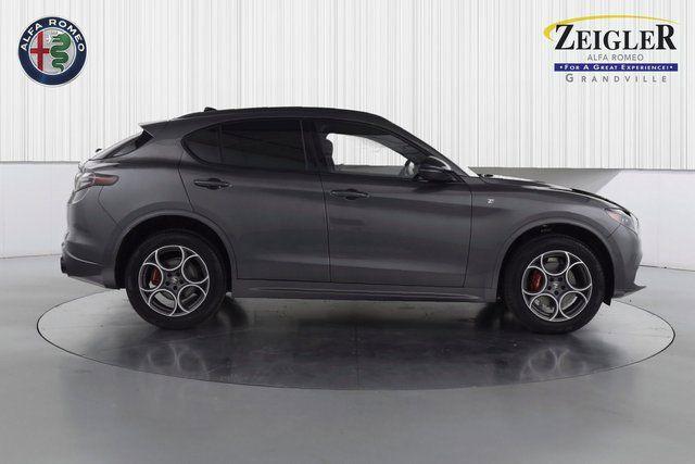 2024 Alfa Romeo Stelvio STELVIO Ti AWD