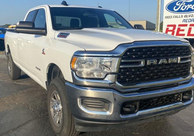 2022 RAM 3500 Big Horn Crew Cab 4x4 8 Box