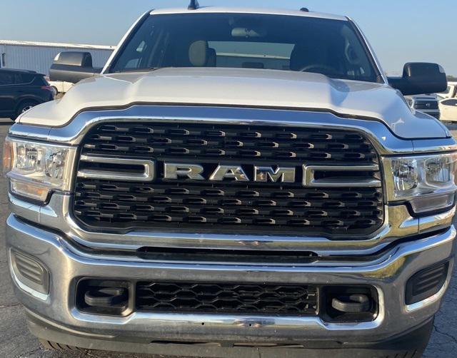 2022 RAM 3500 Big Horn Crew Cab 4x4 8 Box
