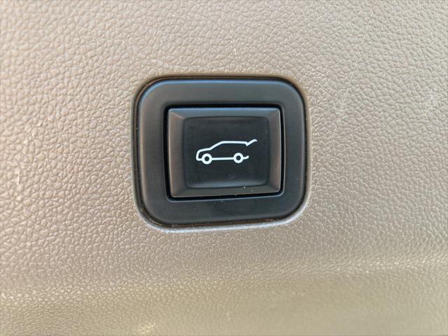 2021 GMC Yukon 4WD Denali