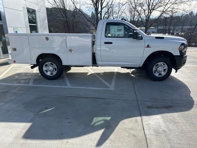 2024 RAM Ram 3500 Chassis Cab RAM 3500 TRADESMAN CHASSIS REGULAR CAB 4X4 60 CA