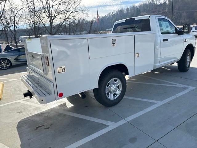 2024 RAM Ram 3500 Chassis Cab RAM 3500 TRADESMAN CHASSIS REGULAR CAB 4X4 60 CA