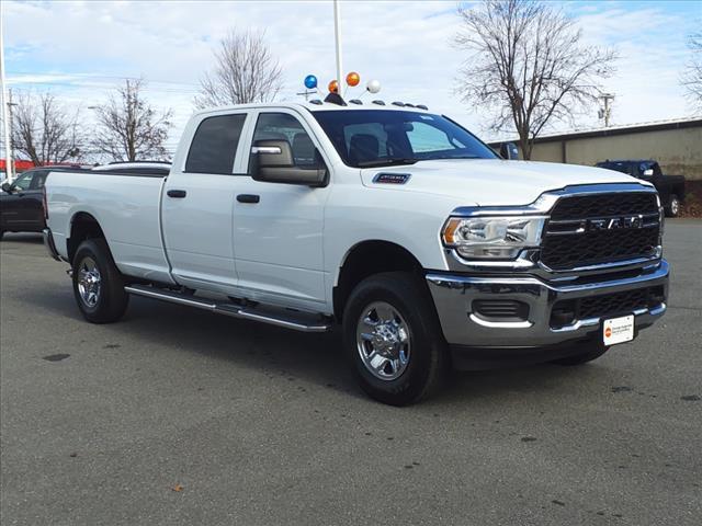 2024 RAM Ram 2500 RAM 2500 TRADESMAN CREW CAB 4X4 8 BOX