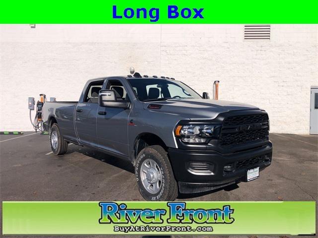2024 RAM Ram 2500 RAM 2500 TRADESMAN CREW CAB 4X4 8 BOX