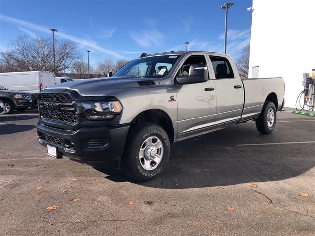 2024 RAM Ram 2500 RAM 2500 TRADESMAN CREW CAB 4X4 8 BOX