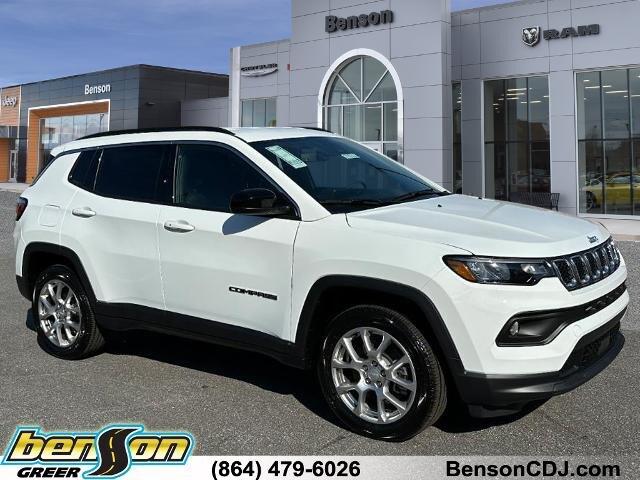 2024 Jeep Compass COMPASS LATITUDE LUX 4X4