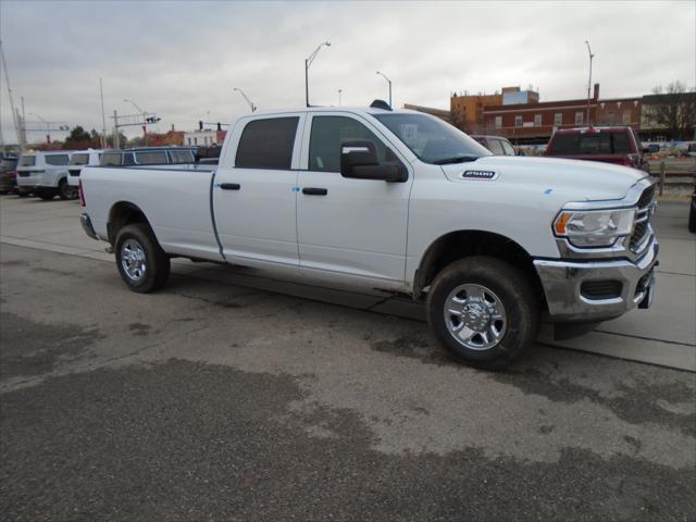 2024 RAM Ram 2500 RAM 2500 TRADESMAN CREW CAB 4X4 8 BOX