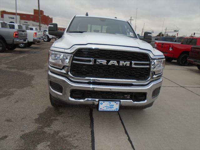 2024 RAM Ram 2500 RAM 2500 TRADESMAN CREW CAB 4X4 8 BOX