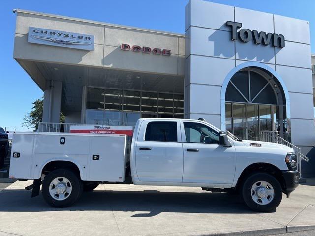 2024 RAM Ram 3500 RAM 3500 TRADESMAN CREW CAB 4X4 8 BOX 2024 RAM Ram 3500 RAM 3500 TRADESMAN CREW CAB 4X4 8 BOX