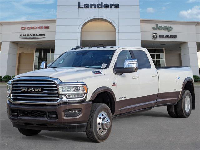 2024 RAM Ram 3500 RAM 3500 LIMITED LONGHORN CREW CAB 4X4 8 BOX