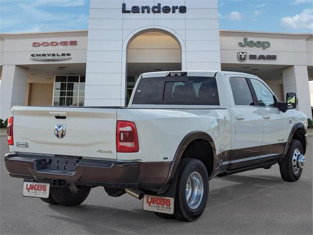 2024 RAM Ram 3500 RAM 3500 LIMITED LONGHORN CREW CAB 4X4 8 BOX