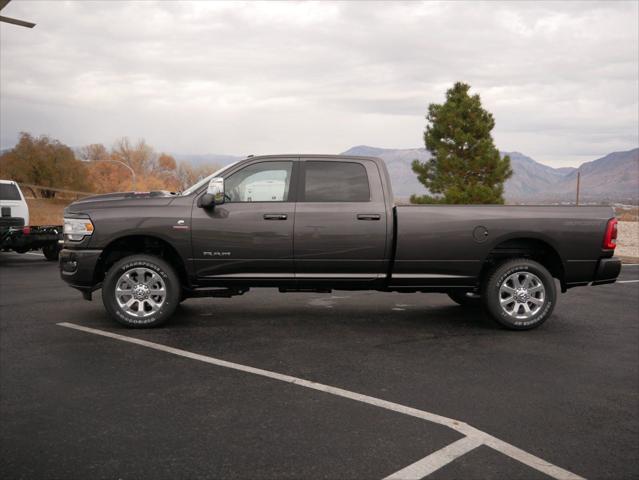 2024 RAM Ram 3500 RAM 3500 LARAMIE CREW CAB 4X4 8 BOX