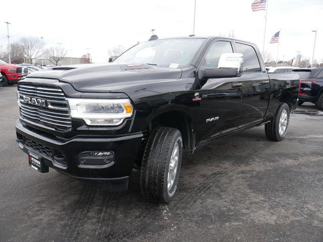 2024 RAM Ram 3500 RAM 3500 LARAMIE CREW CAB 4X4 64 BOX