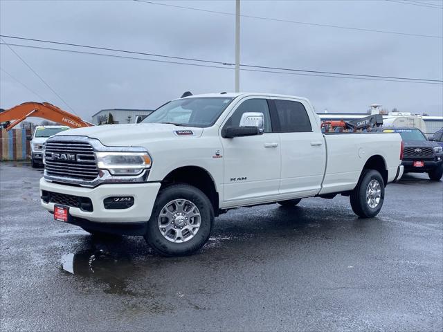 2024 RAM Ram 3500 RAM 3500 LARAMIE CREW CAB 4X4 8 BOX