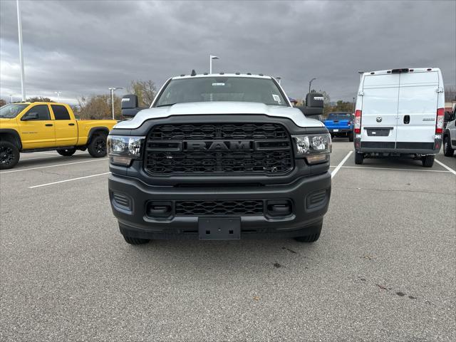 2024 RAM Ram 3500 RAM 3500 TRADESMAN CREW CAB 4X4 8 BOX