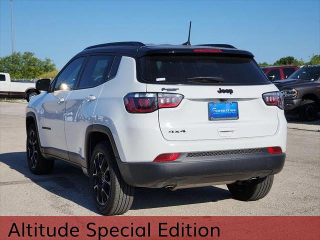 2024 Jeep Compass COMPASS LATITUDE 4X4