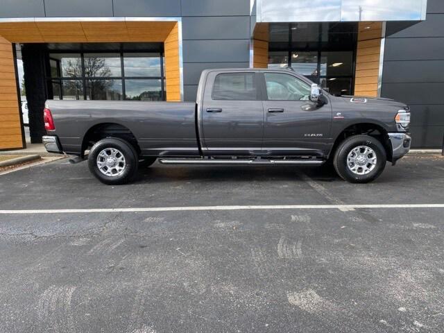 2024 RAM Ram 3500 RAM 3500 LARAMIE CREW CAB 4X4 8 BOX