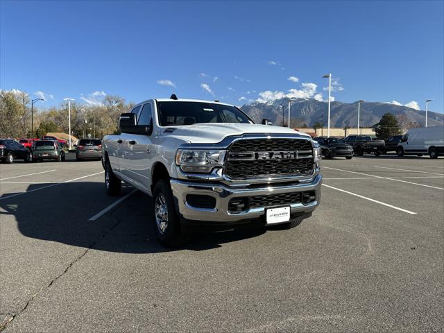 2024 RAM Ram 3500 RAM 3500 TRADESMAN CREW CAB 4X4 8 BOX