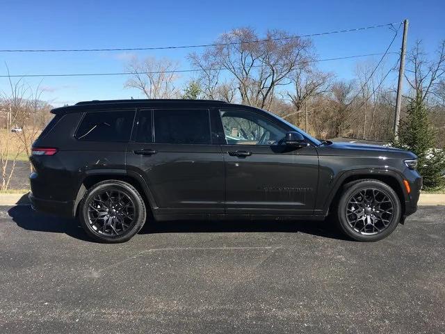 2023 Jeep Grand Cherokee GRAND CHEROKEE L SUMMIT RESERVE 4X4